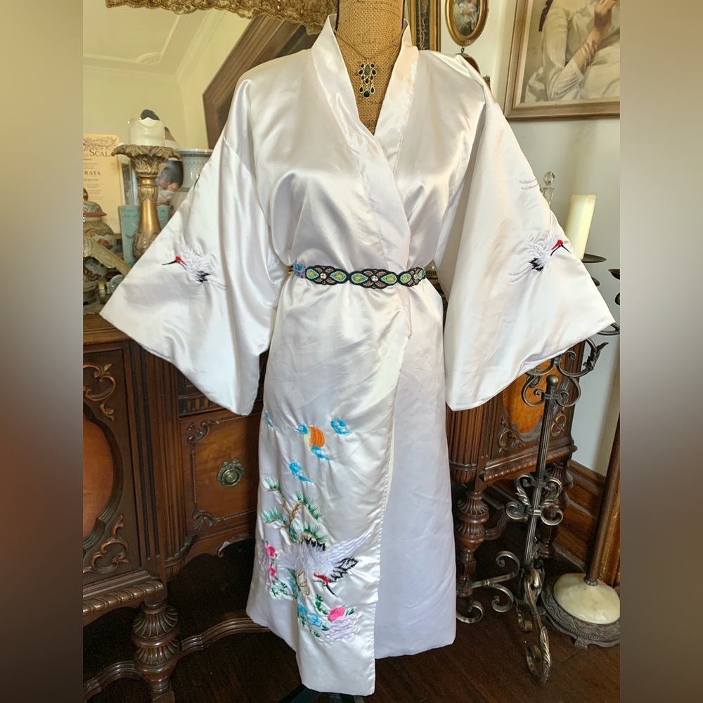 Vintage White Satin Asian-inspired Wedding Bridal Embroidered Kimono Robe & Belt